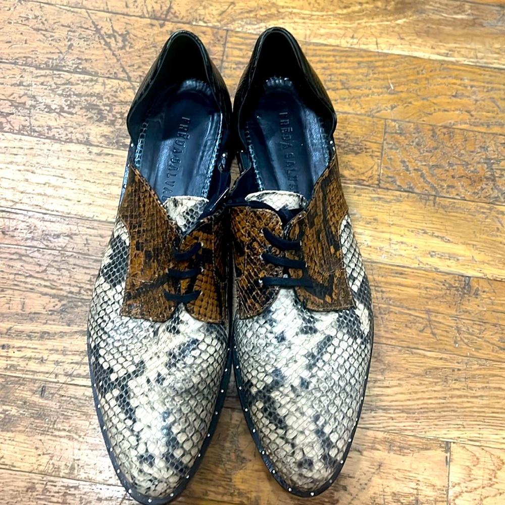 Freda Salvador Oxfords